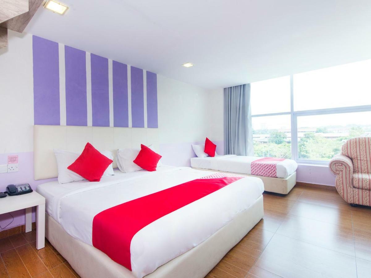 Oyo 419 City Boutique Hotel Bangi Exteriör bild