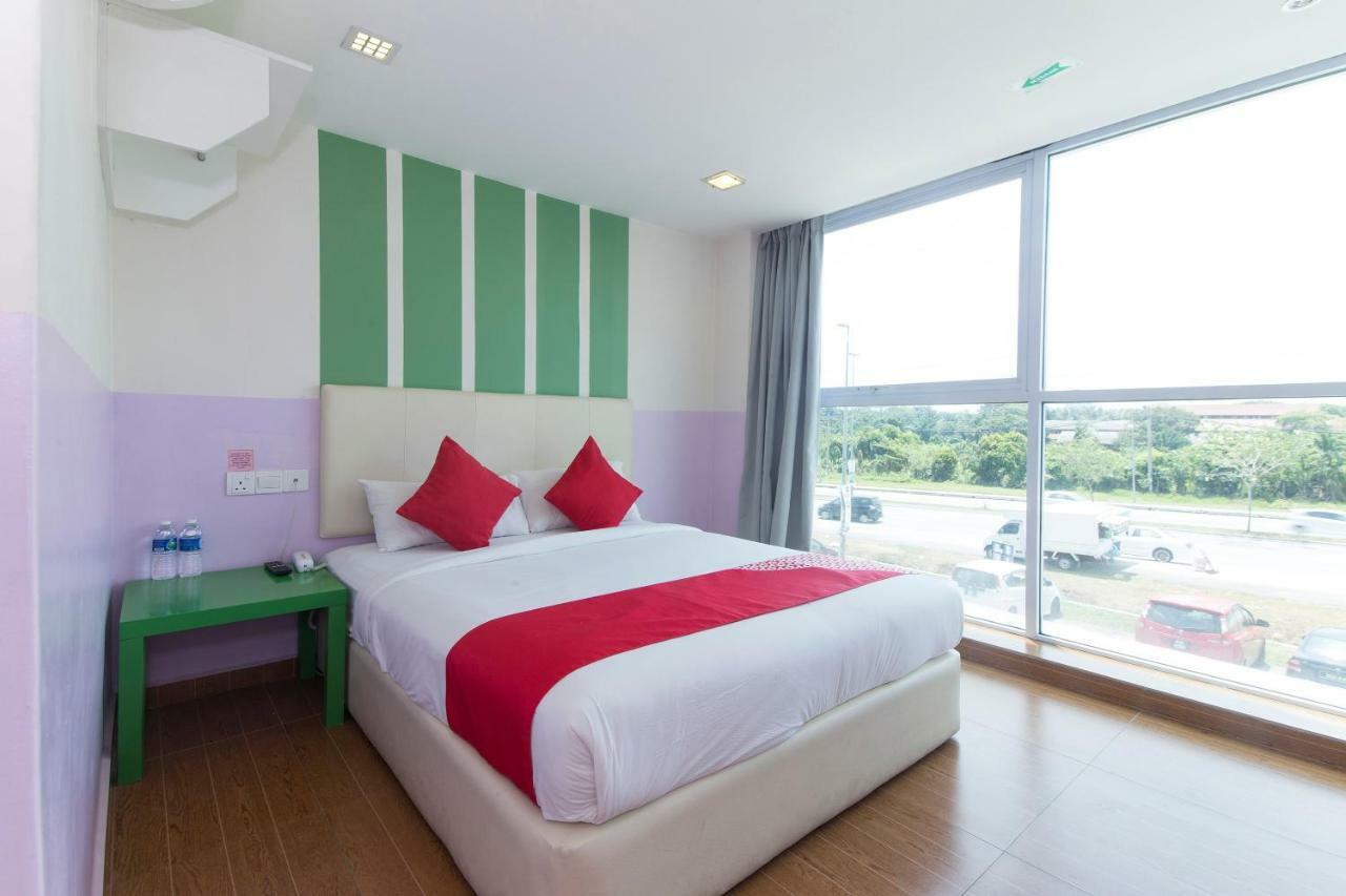 Oyo 419 City Boutique Hotel Bangi Exteriör bild